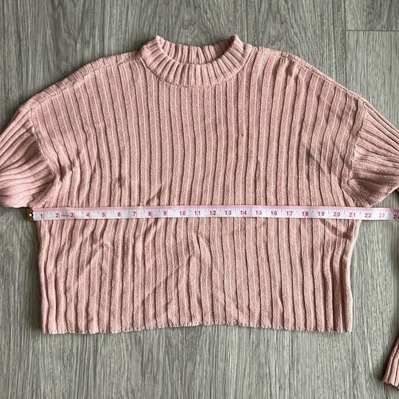 American Eagle Light Pink Sweater Size S - Picture 4 of 6